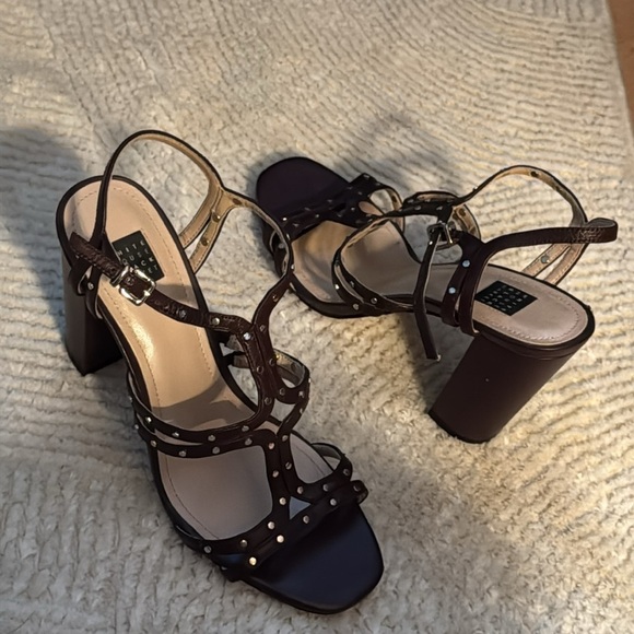 White House Black Market Polly studded Cabernet‎ Strappy sandals block heels 6.5 - Picture 9 of 13